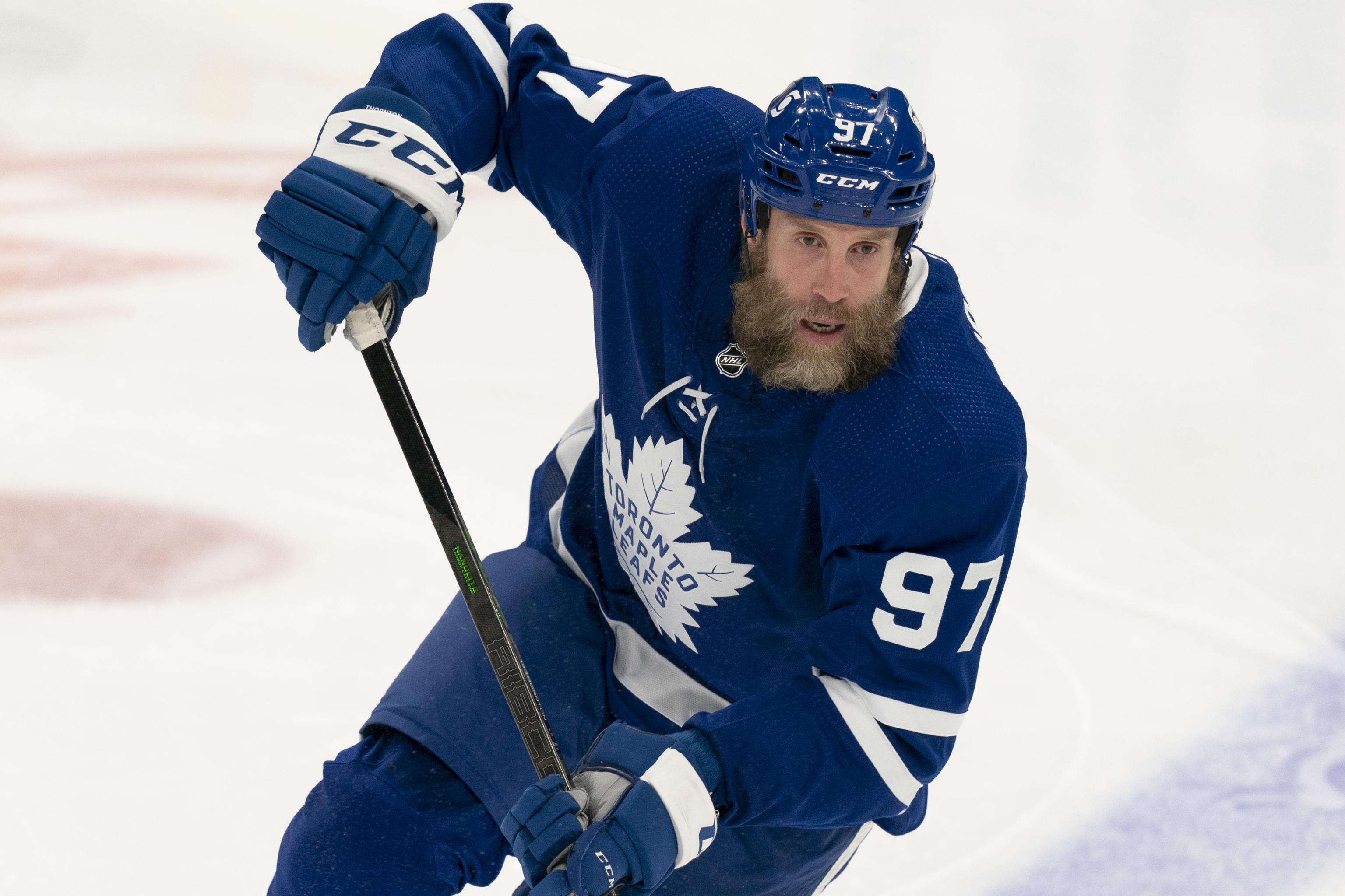 Florida Panthers sign forward Joe Thornton to a 1-year contract