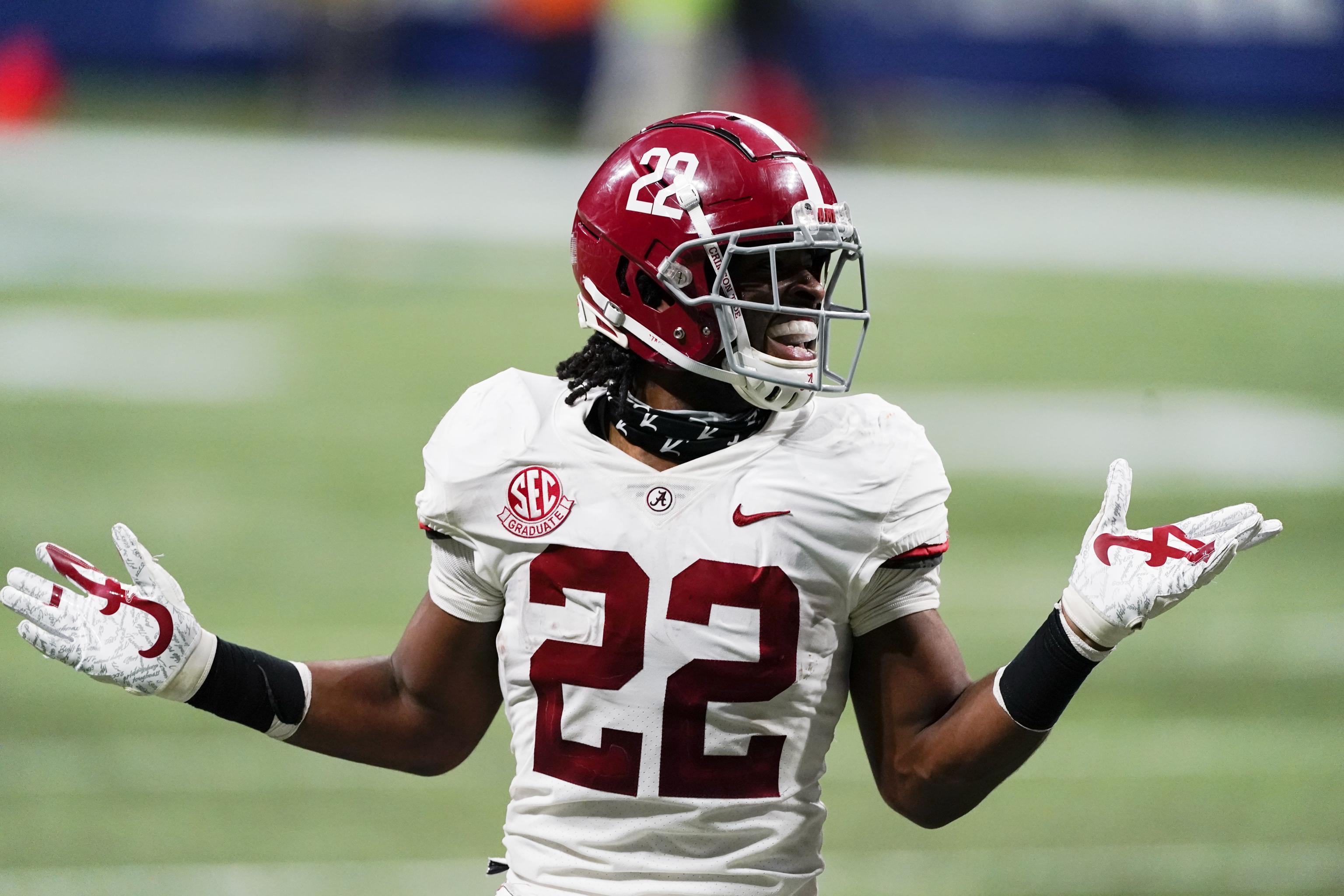 Najee Harris vs. Derrick Henry: Comparing the two Alabama RBs