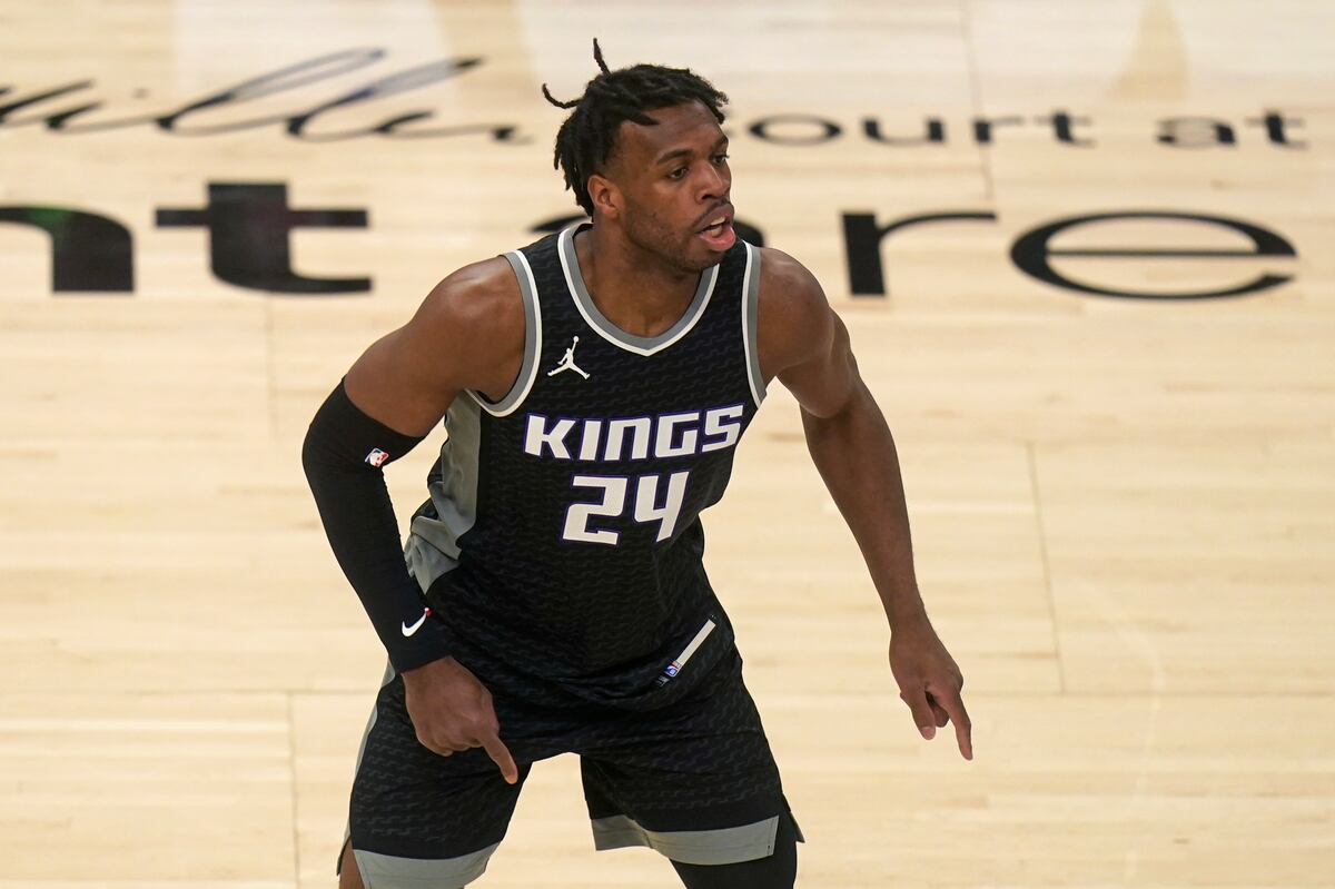 Buddy Hield Out for Kings vs. Pelicans with Illness; 1st Game Missed Since 2017 - Vimarsana News