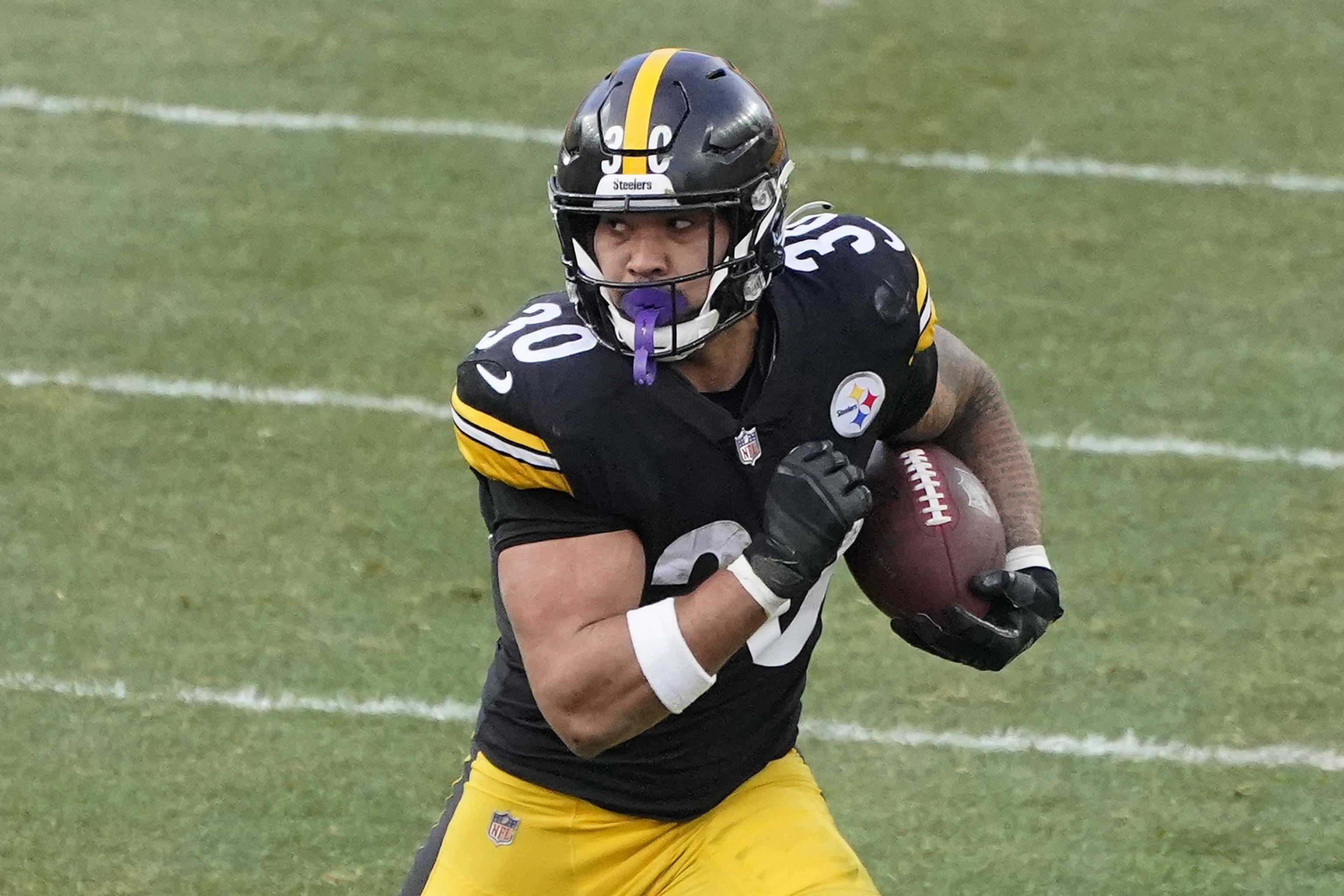 Pittsburgh Steelers RB James Conner is becoming a nervous fumbler - Behind  the Steel Curtain