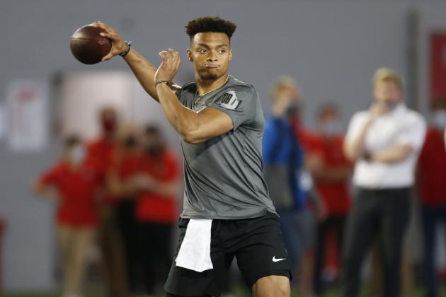 Ohio State quarterback Justin Fields throws during an NFL Pro Day at Ohio State University Tuesday, March 30, 2021 in Columbus, Ohio. (AP Photo/Paul Vernon)