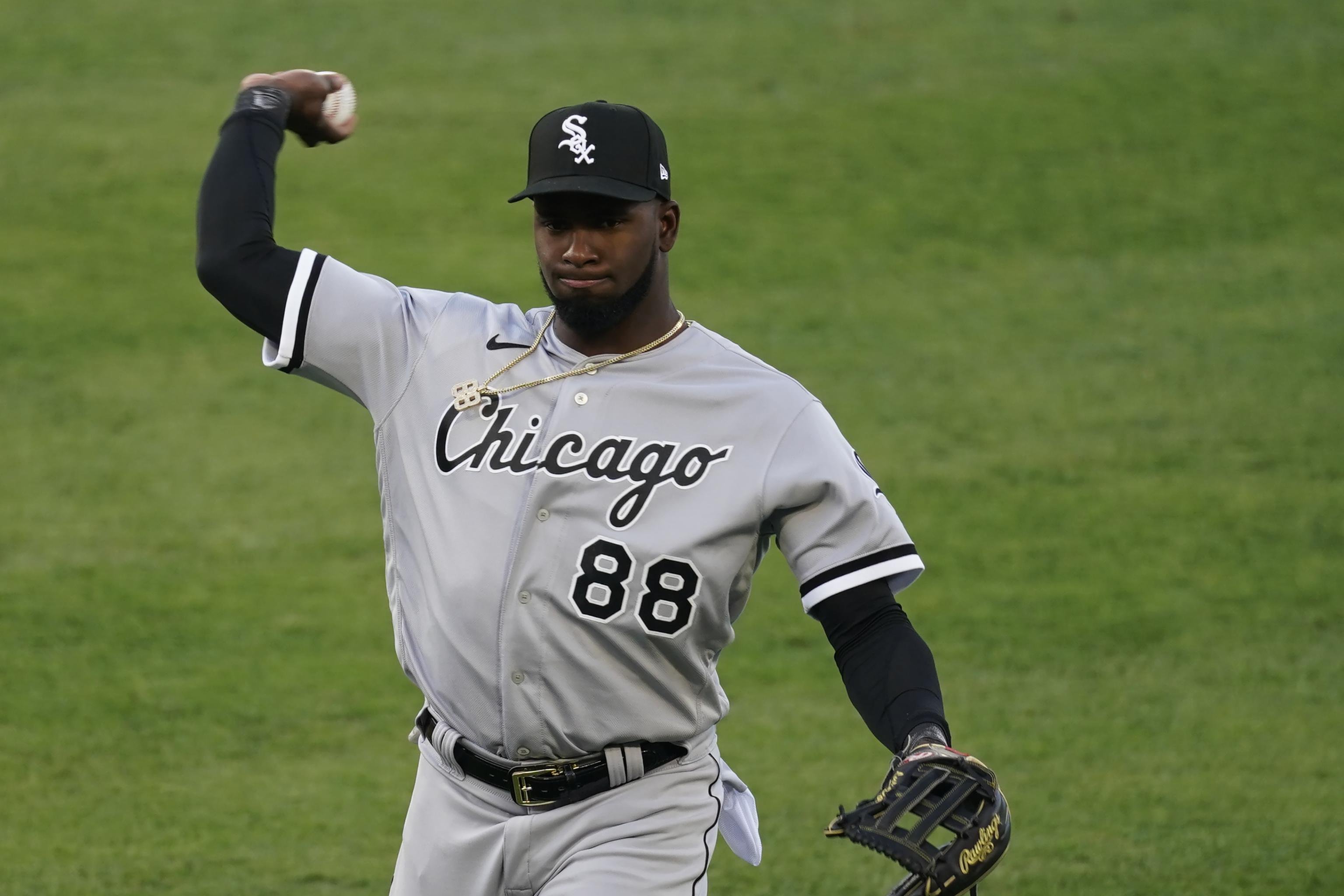 Fantasy Baseball Daily Round Up April 22: Add Luis Robert To The White Sox  Injuries