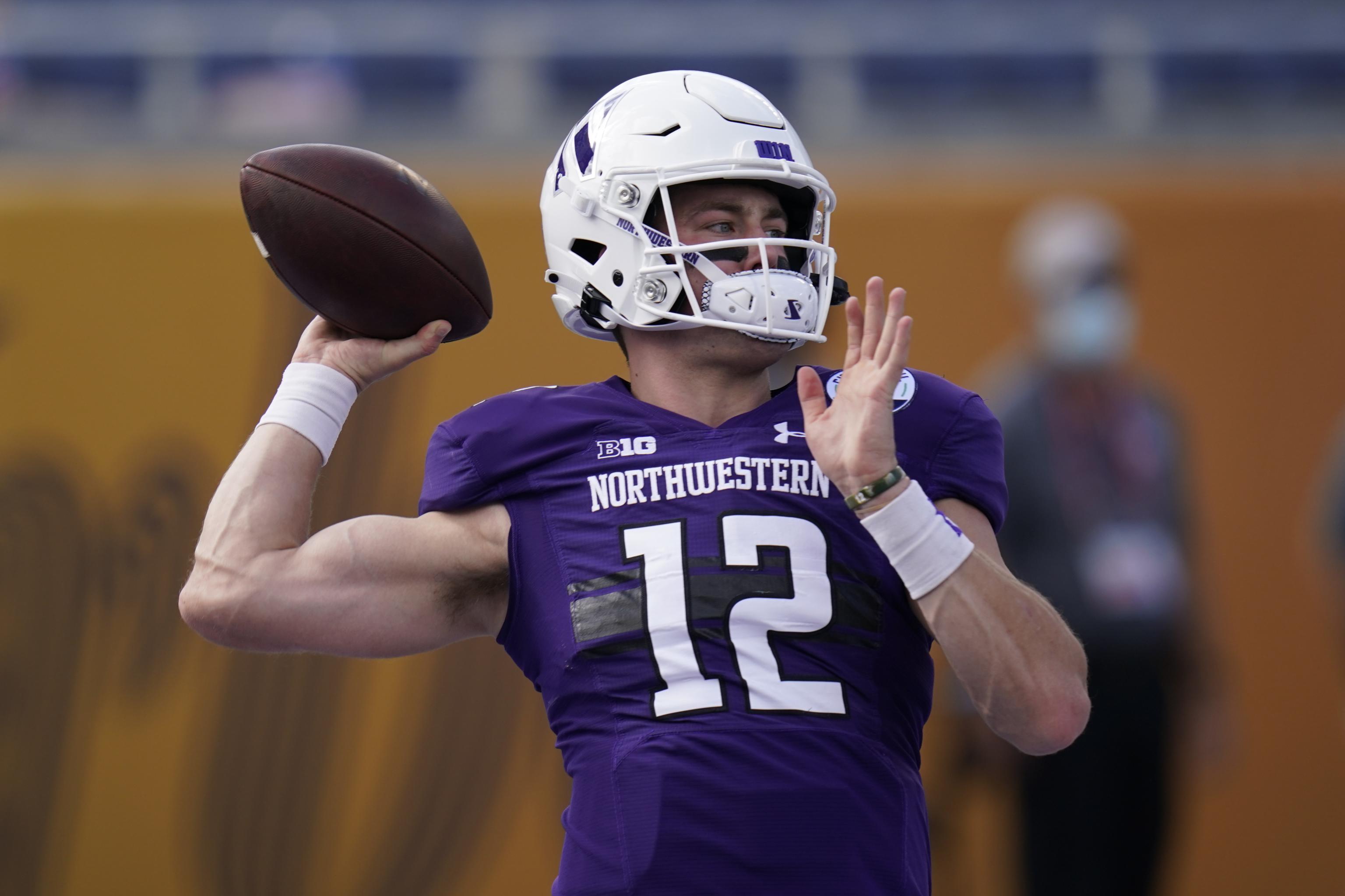 Peyton Ramsey shines in Northwestern football debut