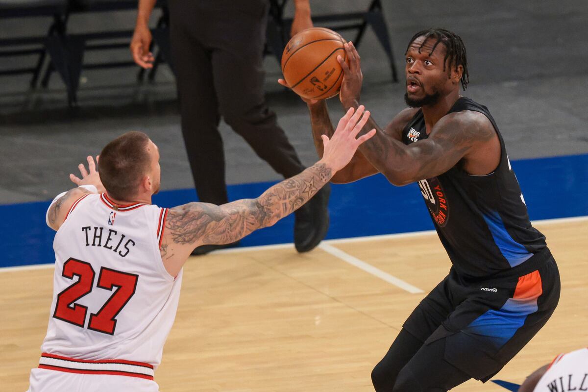 Julius Randle, RJ Barrett Lead Knicks to Bounce-Back Win Against Bulls