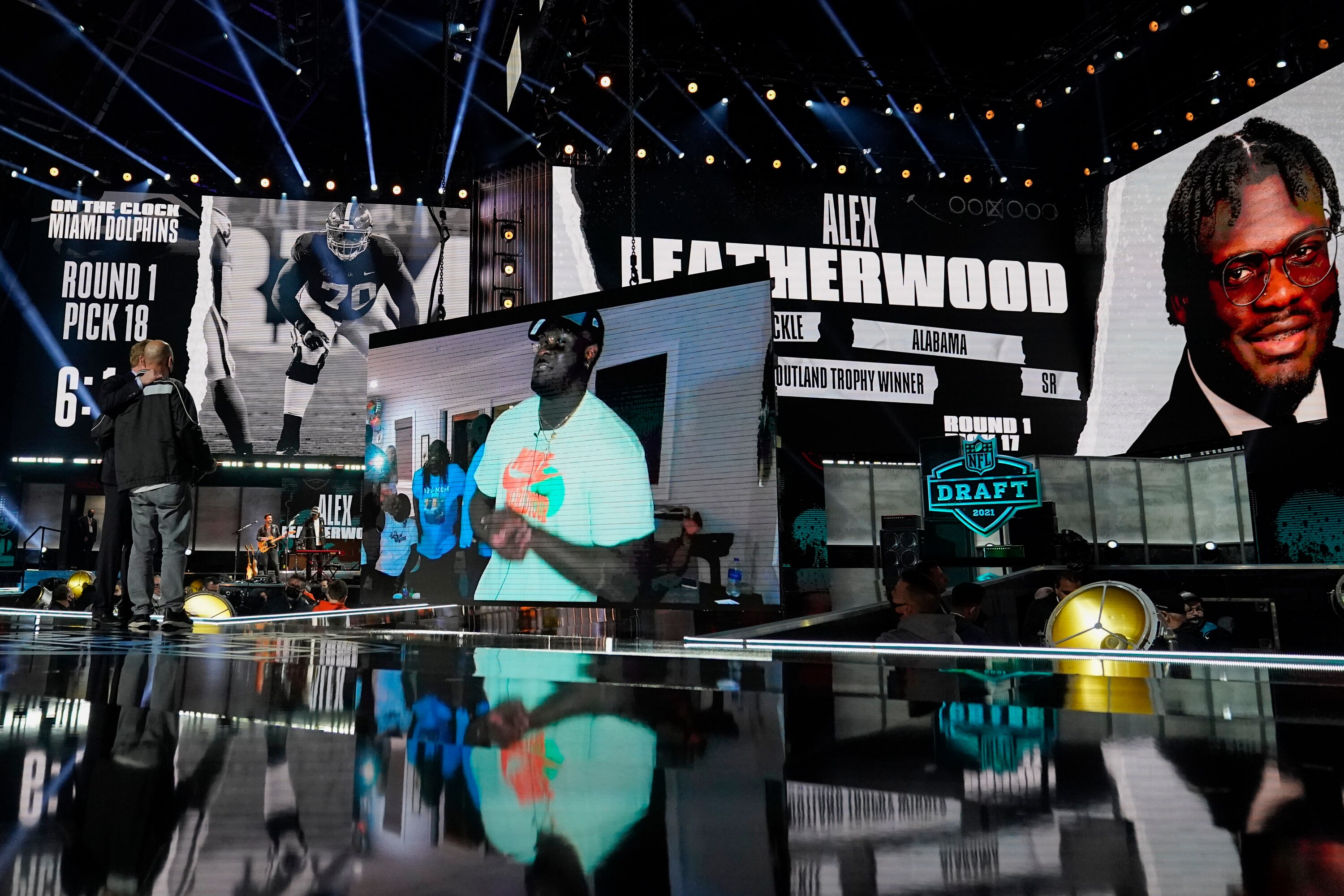 Raiders Knew Alex Leatherwood Pick Would Be 'Controversial,' GM Mike Mayock Says - Vimarsana News