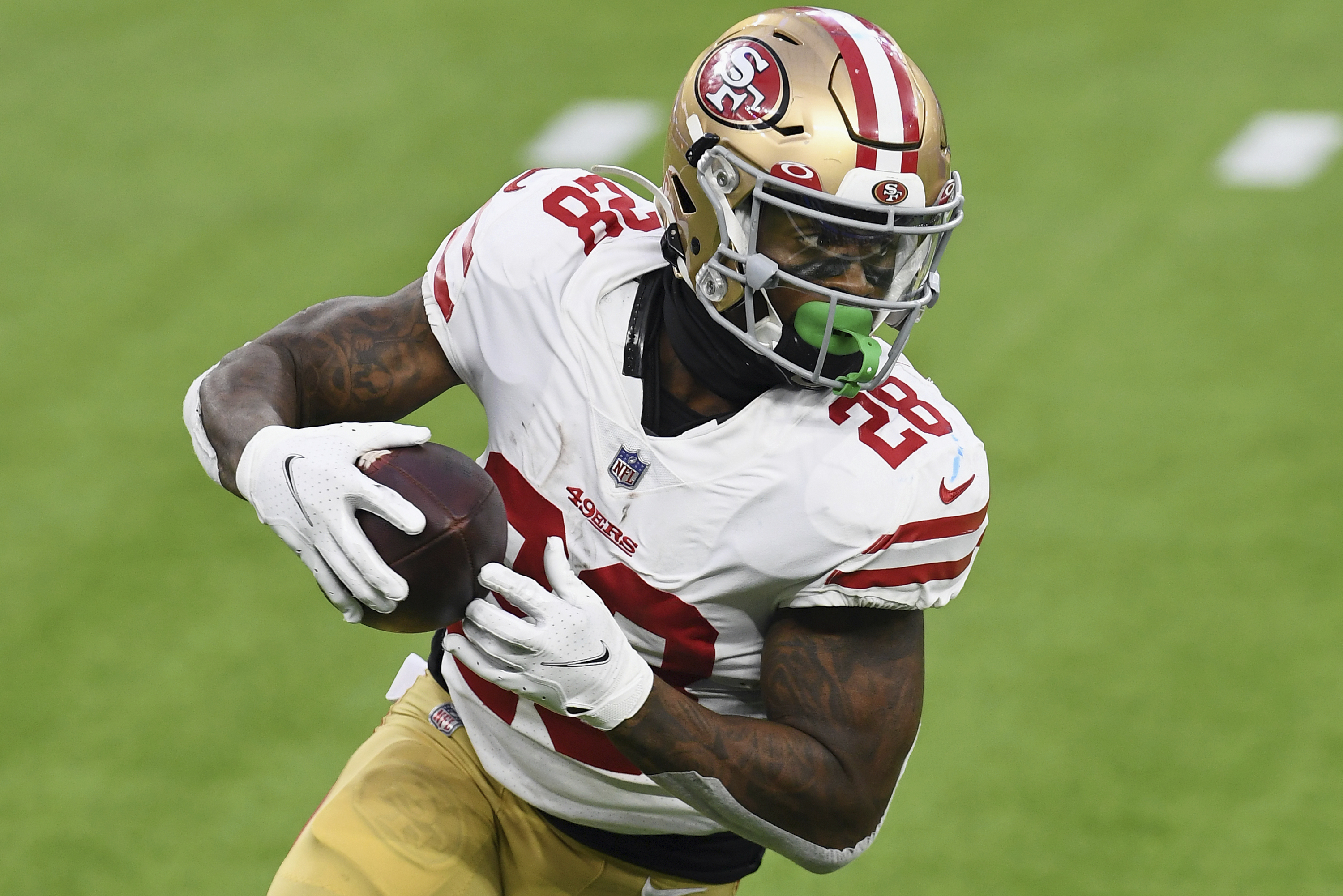 49ers' Jerick McKinnon 'On a Better Track' to Return from Injury