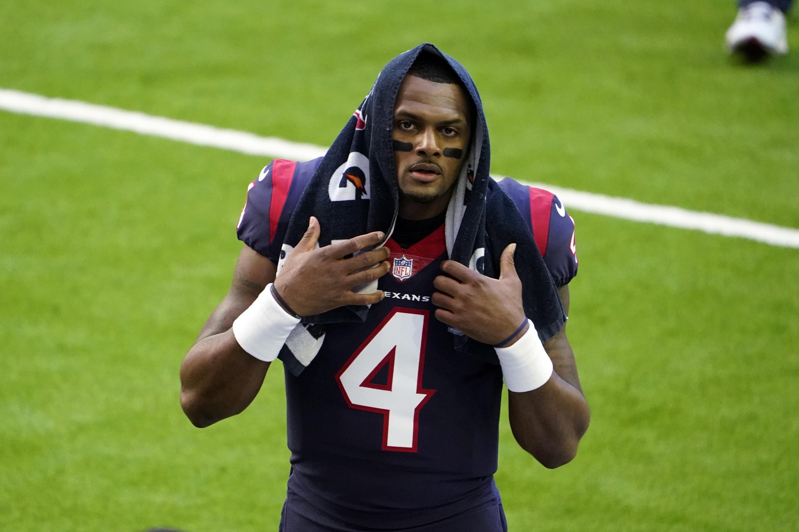 Disgruntled Deshaun Watson reportedly requests trade from Houston