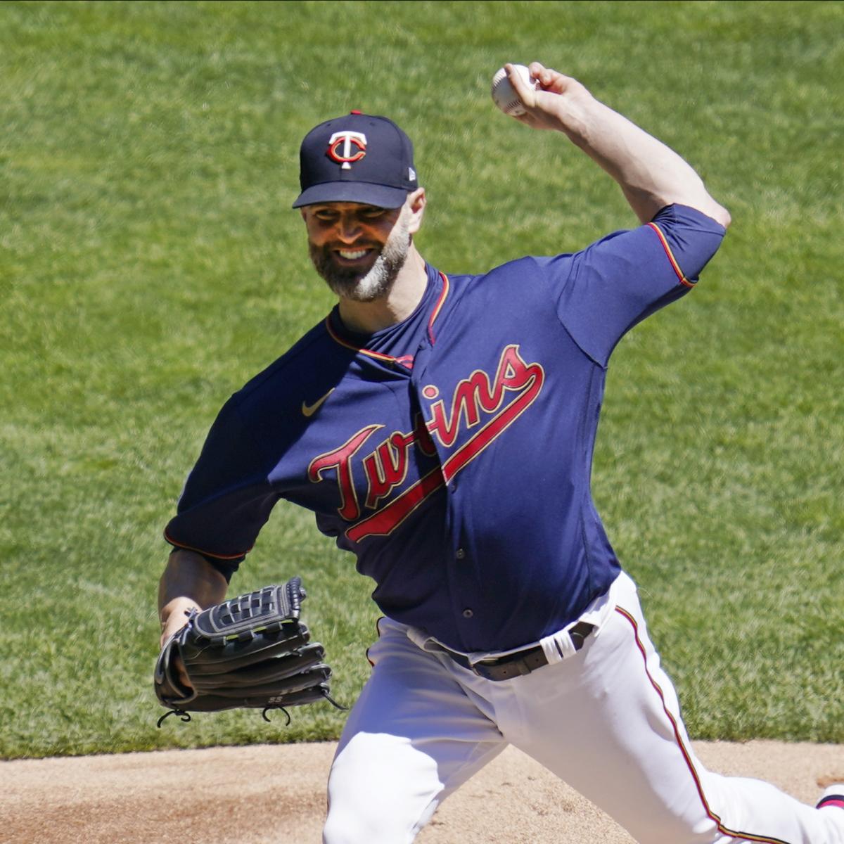 Reports: John Gant traded from Cardinals to Twins