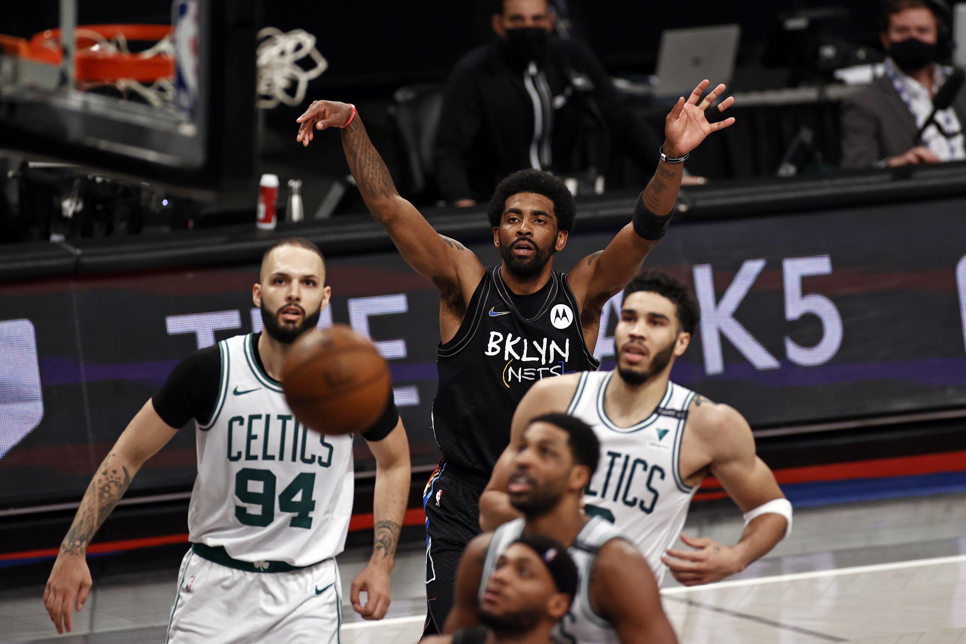 Kyrie Irving Struggles in Return to Boston, Celtics Take Game 3