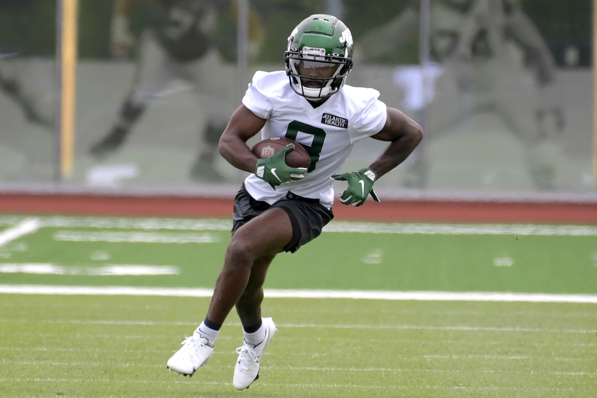 Jets' Elijah Moore looking to build on strong rookie season