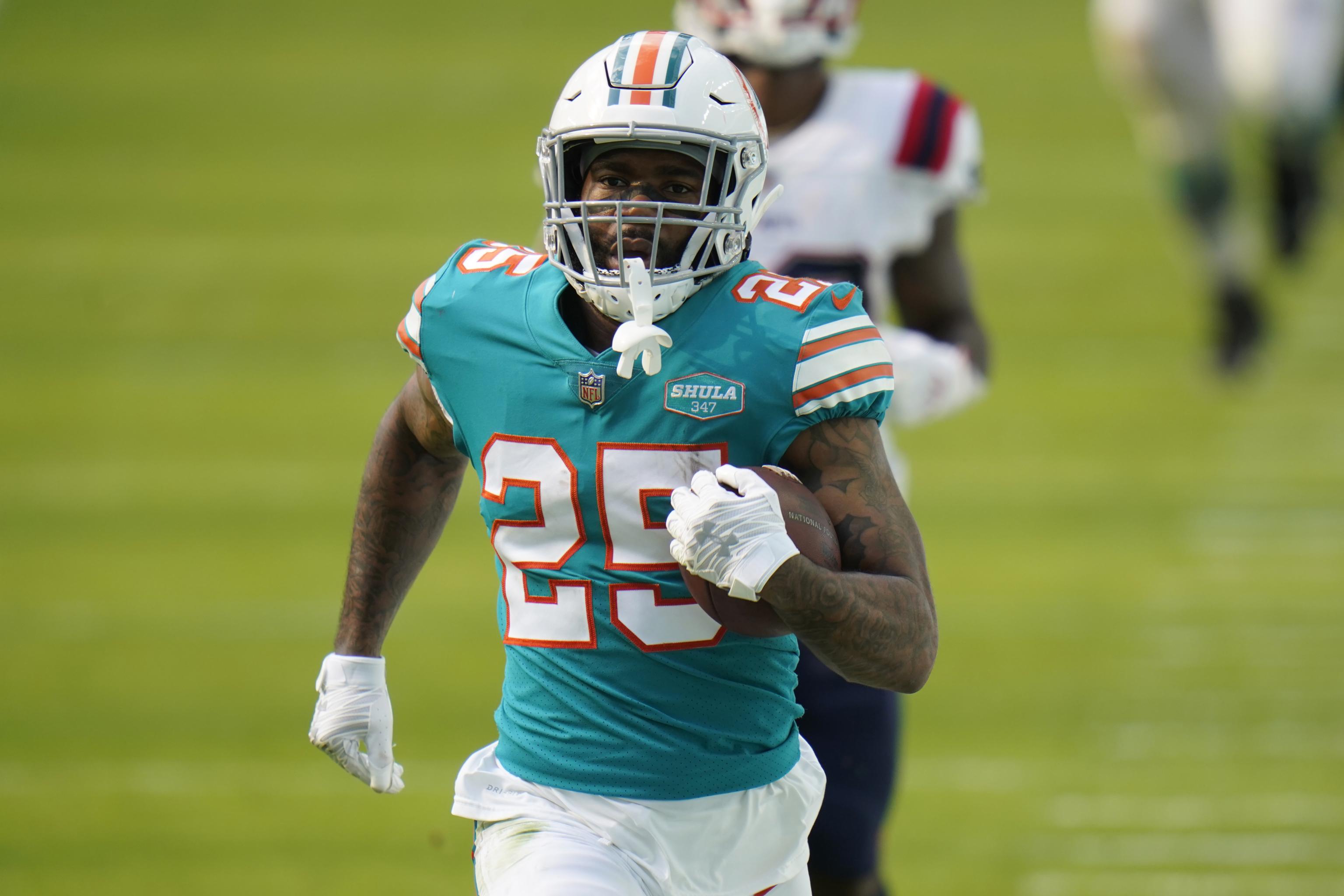 Dolphins Rumors: Xavien Howard 'Unhappy' With Contract, Earning Less Than  Byron Jones, News, Scores, Highlights, Stats, and Rumors