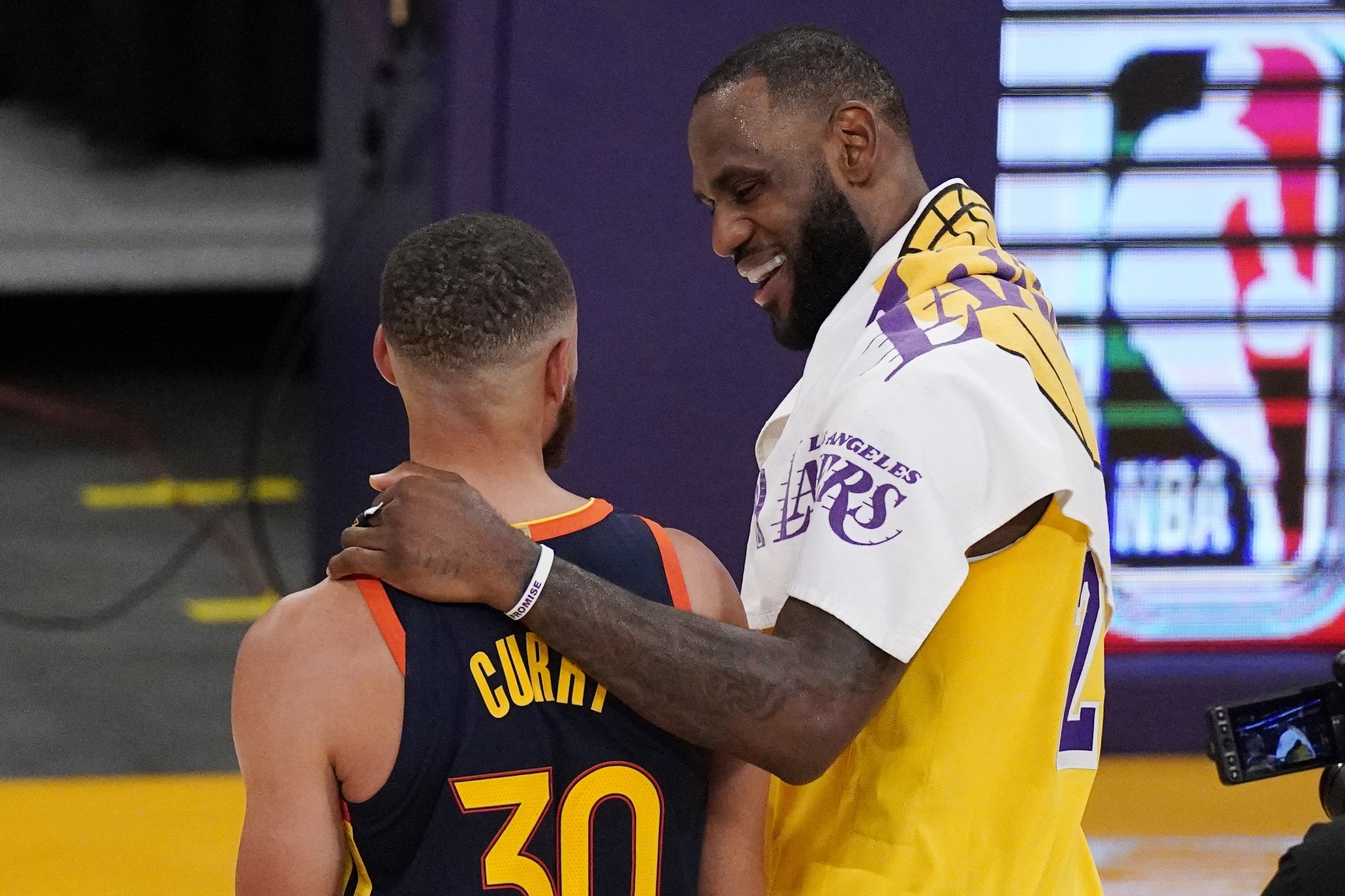 lebron and curry
