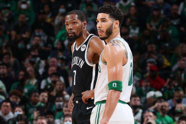 BOSTON, MA - MAY 30: Kevin Durant #7 of the Brooklyn Nets and Jayson Tatum #0 of the Boston Celtics look on during Round 1, Game 4 of the 2021 NBA Playoffs on May 30, 2021 at the TD Garden in Boston, Massachusetts. NOTE TO USER: User expressly acknowledges and agrees that, by downloading and or using this photograph, User is consenting to the terms and conditions of the Getty Images License Agreement. Mandatory Copyright Notice: Copyright 2021 NBAE (Photo by Nathaniel S. Butler/NBAE via Getty Images) BOSTON, MA - MAY 30: Kevin Durant #7 of the Brooklyn Nets and Jayson Tatum #0 of the Boston Celtics look on during Round 1, Game 4 of the 2021 NBA Playoffs on May 30, 2021 at the TD Garden in Boston, Massachusetts. NOTE TO USER: User expressly acknowledges and agrees that, by downloading and or using this photograph, User is consenting to the terms and conditions of the Getty Images License Agreement. Mandatory Copyright Notice: Copyright 2021 NBAE (Photo by Nathaniel S. Butler/NBAE via Getty Images)