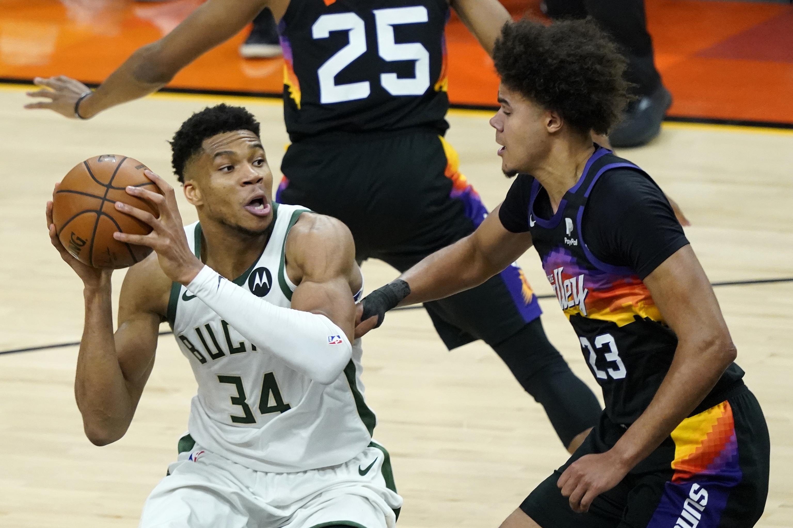 Report: Bucks' Giannis Antetokounmpo Had 'Cleanup' Knee Surgery; World Cup  Status TBD, News, Scores, Highlights, Stats, and Rumors