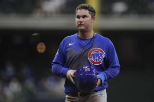 Cubs SS Javier Báez Scratched From Tuesday Start Due to Back