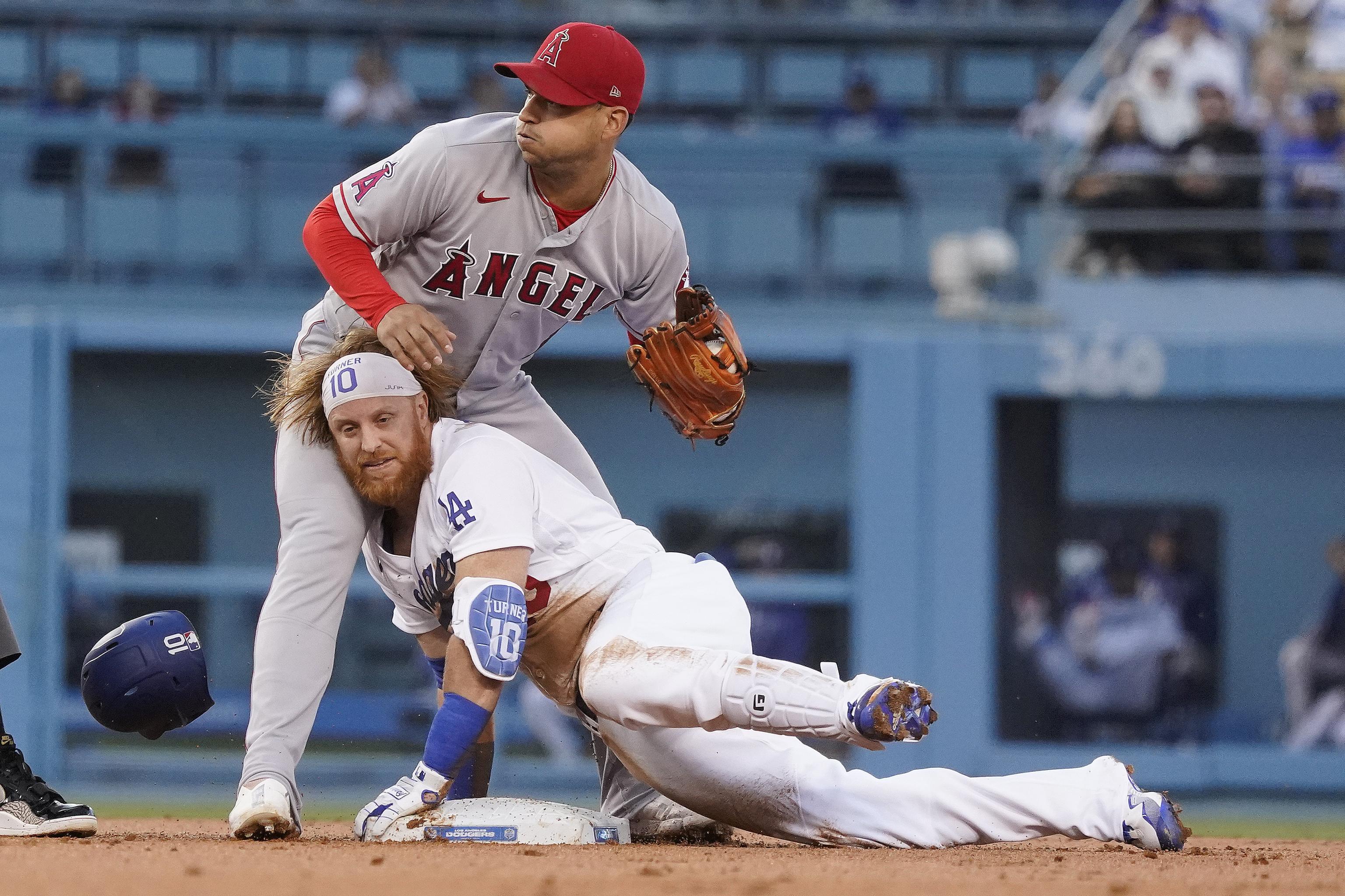 Justin Turner injury update: Dodgers third baseman out for remainder of  postseason with hamstring injury