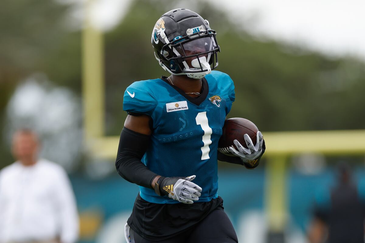 Jaguars' Travis Etienne Jr. Placed on SeasonEnding IR with Foot Injury