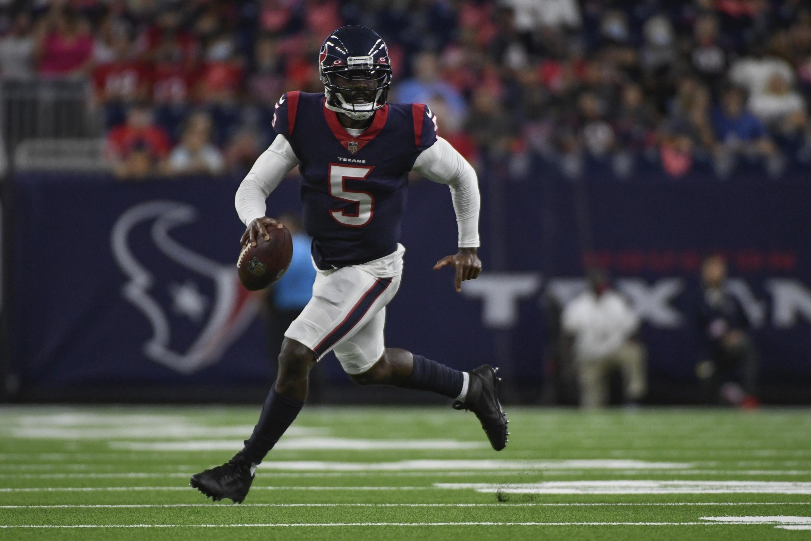 Houston Texans Injury News: Tyrod Taylor Not Expected To Play Against  Panthers - Battle Red Blog