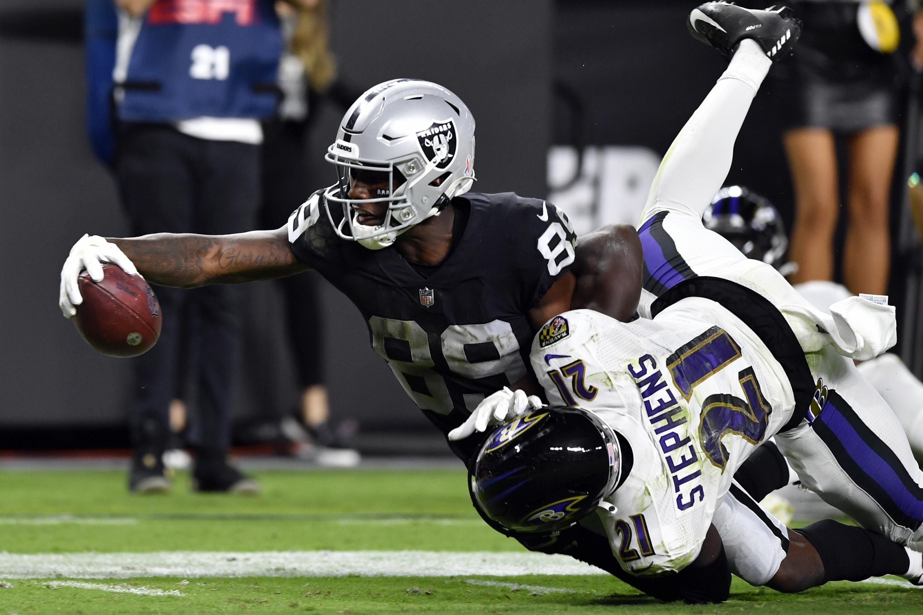 Best NFL Highlights, Facts, & Takeaways From Ravens-Raiders MNF