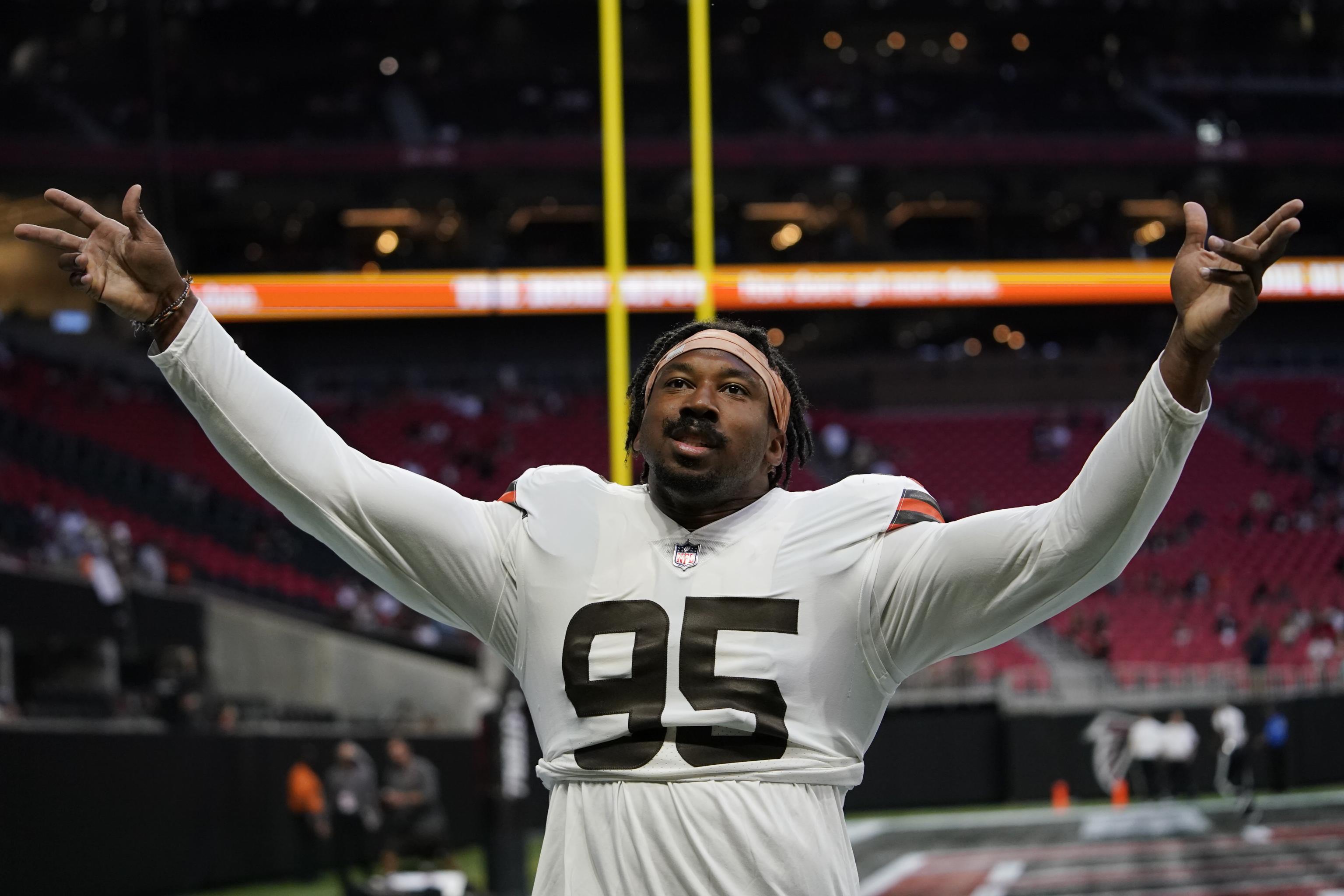 Watch the first of two straight Myles Garrett sacks of Baker Mayfield in  the third quarter 