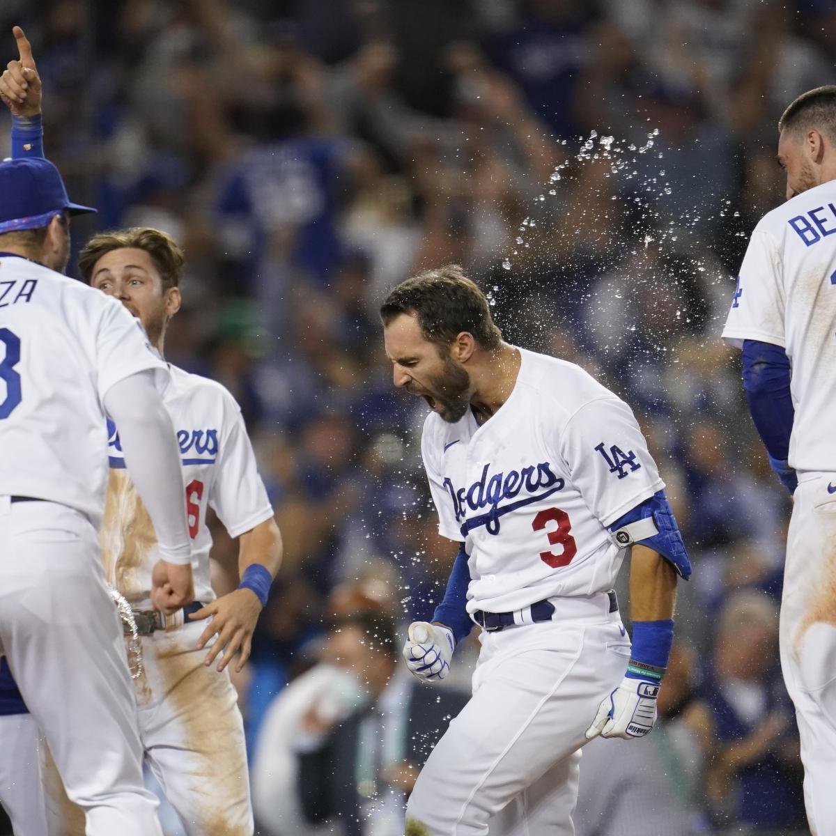 Dodgers vs. Giants: Early Odds and Preview for NLDS After Wild Card thumbnail