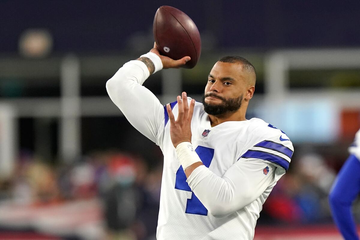 Cowboys' Dak Prescott Expects to Be 'Fine' After Calf Injury; Will