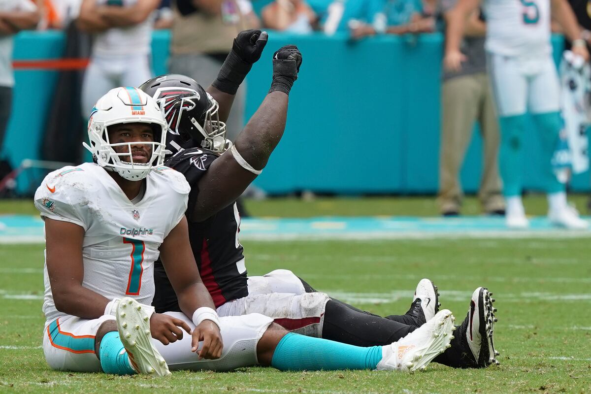 NFL Teams Most Likely to Blow It Up at the Trade Deadline - Vimarsana News