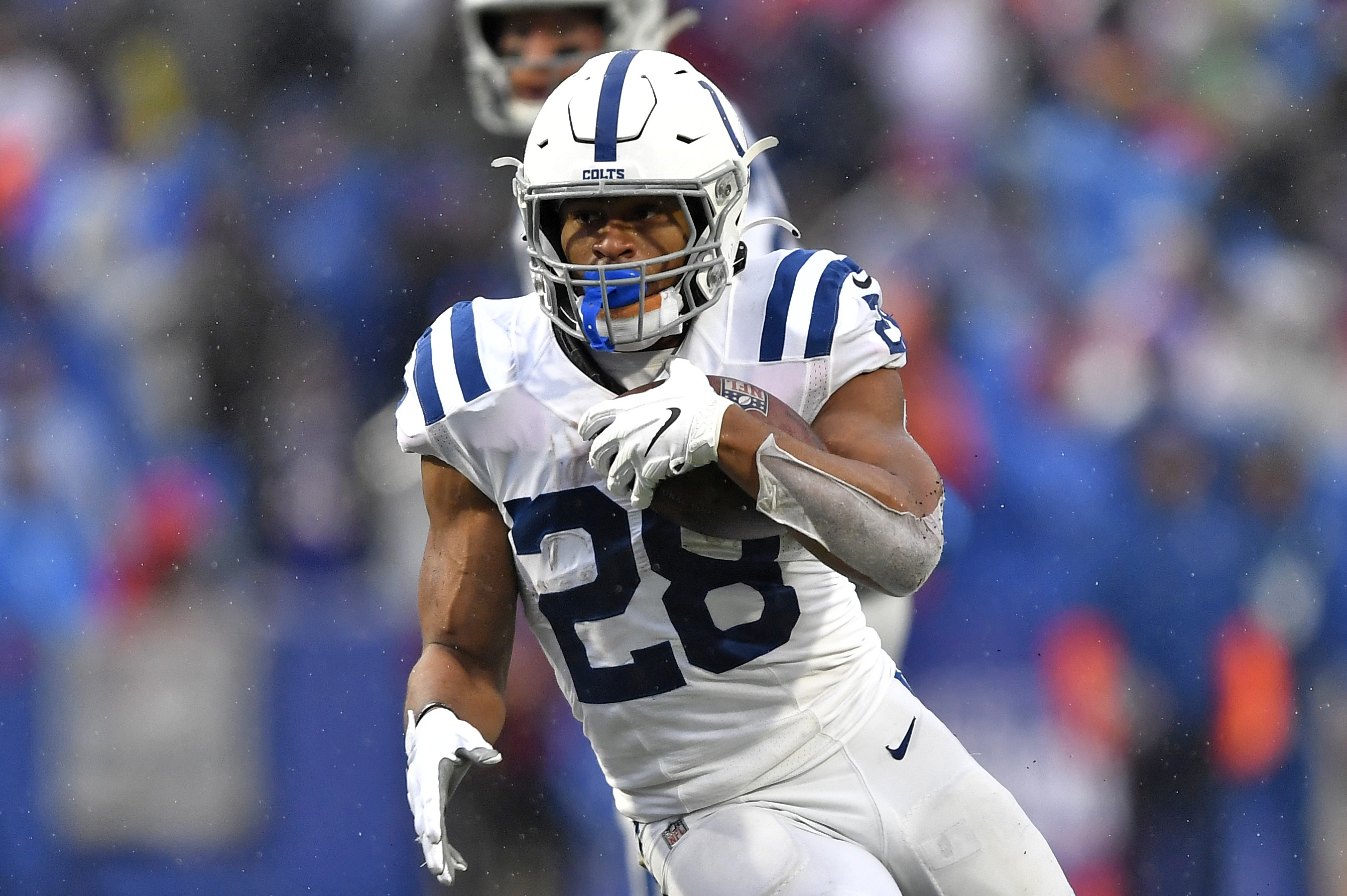 Indianapolis Colts' Jonathan Taylor is not ESPN's top running back