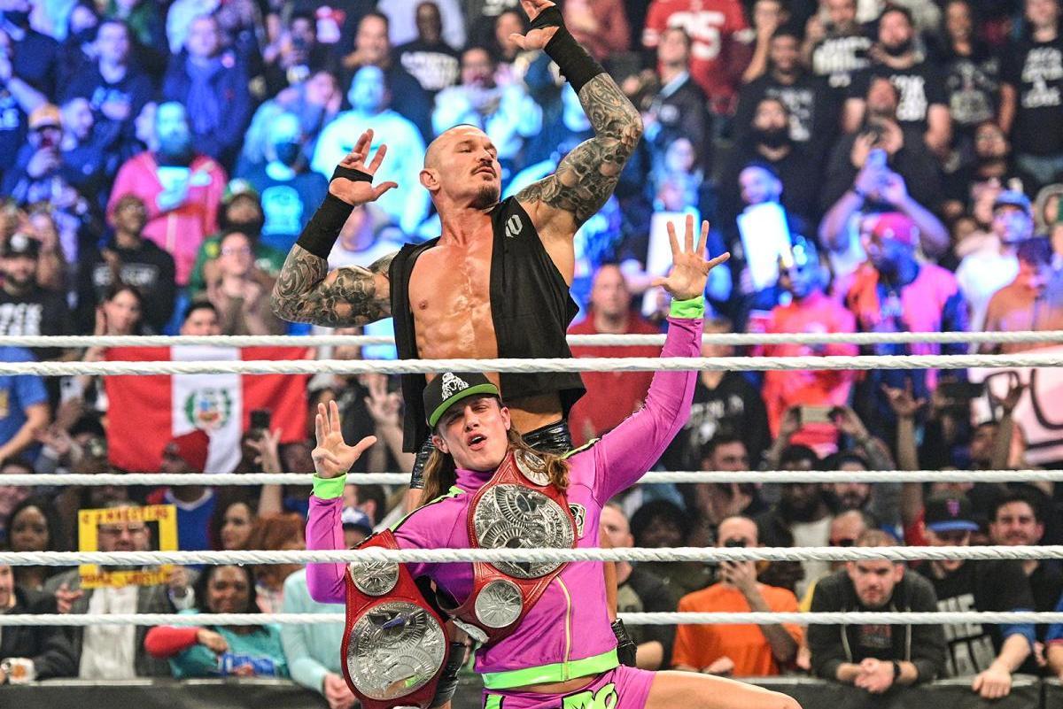 WWE SmackDown Results: Winners, Grades, Reaction and Highlights from December 10