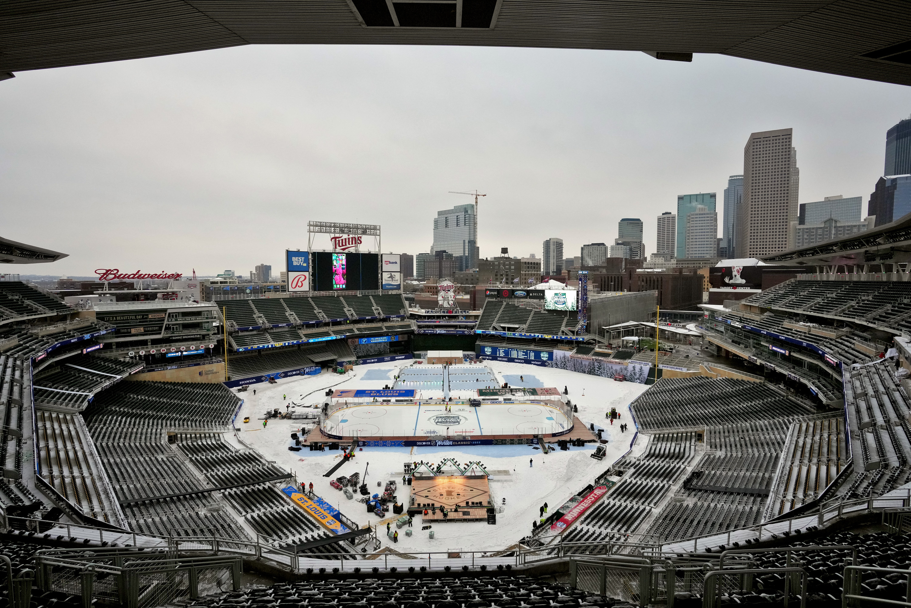 Wild and Blues to play at Target Field in Winter Classic on New
