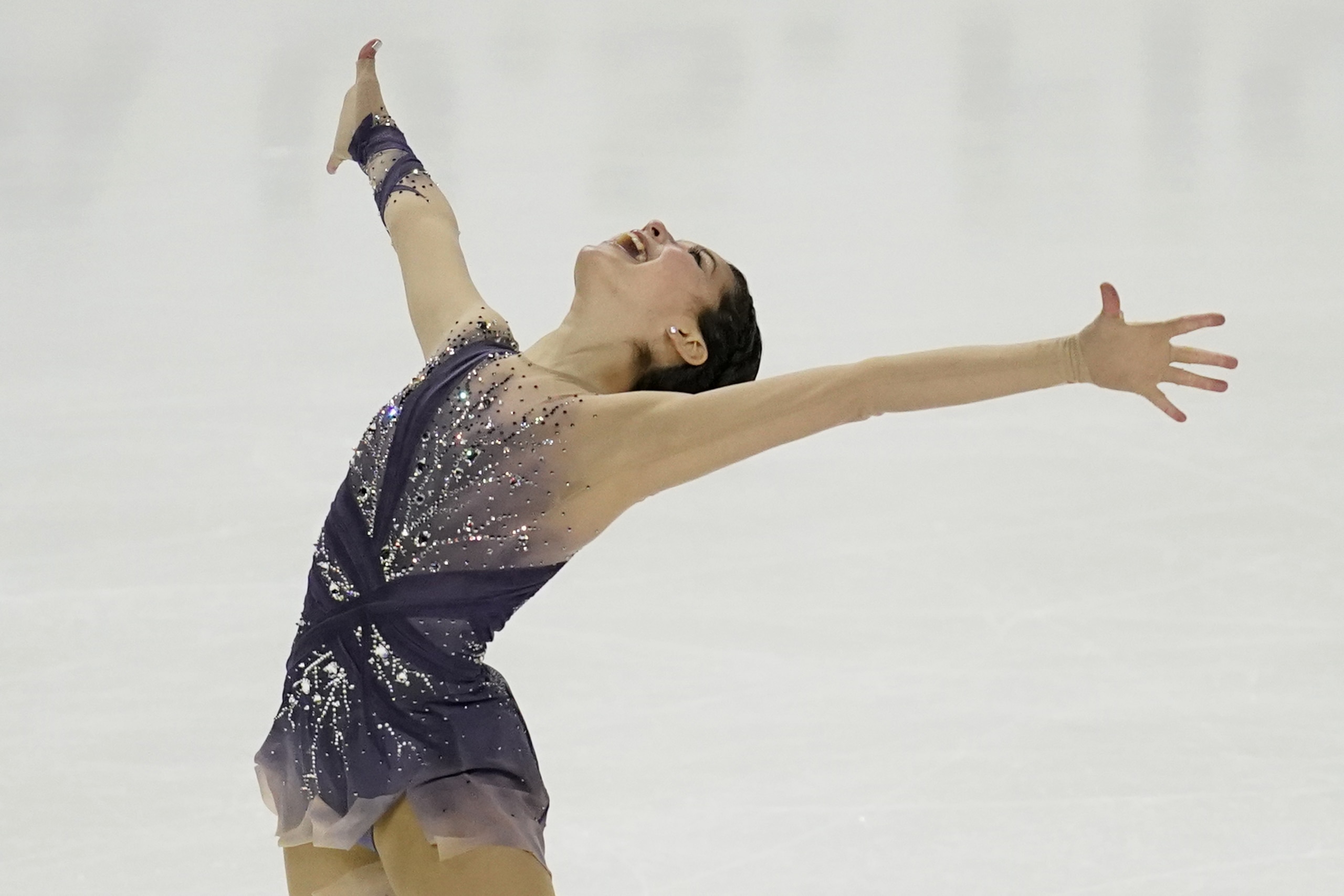 Alysa Liu performs during the women's free skate at the U.S. Figure Skating Championships, Friday, Jan. 15, 2021, in Las Vegas. (AP Photo/John Locher)