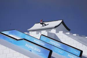 Shaun White Fails to Medal, Finishes 8th in Halfpipe at 2021 FIS Snowboard  World Cup, News, Scores, Highlights, Stats, and Rumors