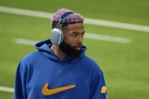 Rams WR Odell Beckham Jr. exits with knee injury after fast Super Bowl  start – Orange County Register