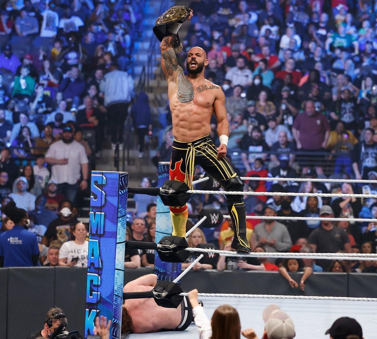 WWE SmackDown Results Winners, Grades, Reaction and Highlights from