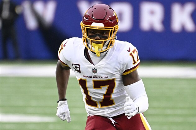 Washington Football Team wide receiver Terry McLaurin (17) during the fourth quarter of an NFL football game against the New York Giants, Sunday, Jan. 9, 2022, in East Rutherford, N.J. (AP Photo/Bill Kostroun)
