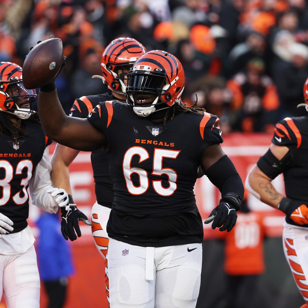 Surprise NFL Free Agents Who Could Go Unsigned Heading into Training