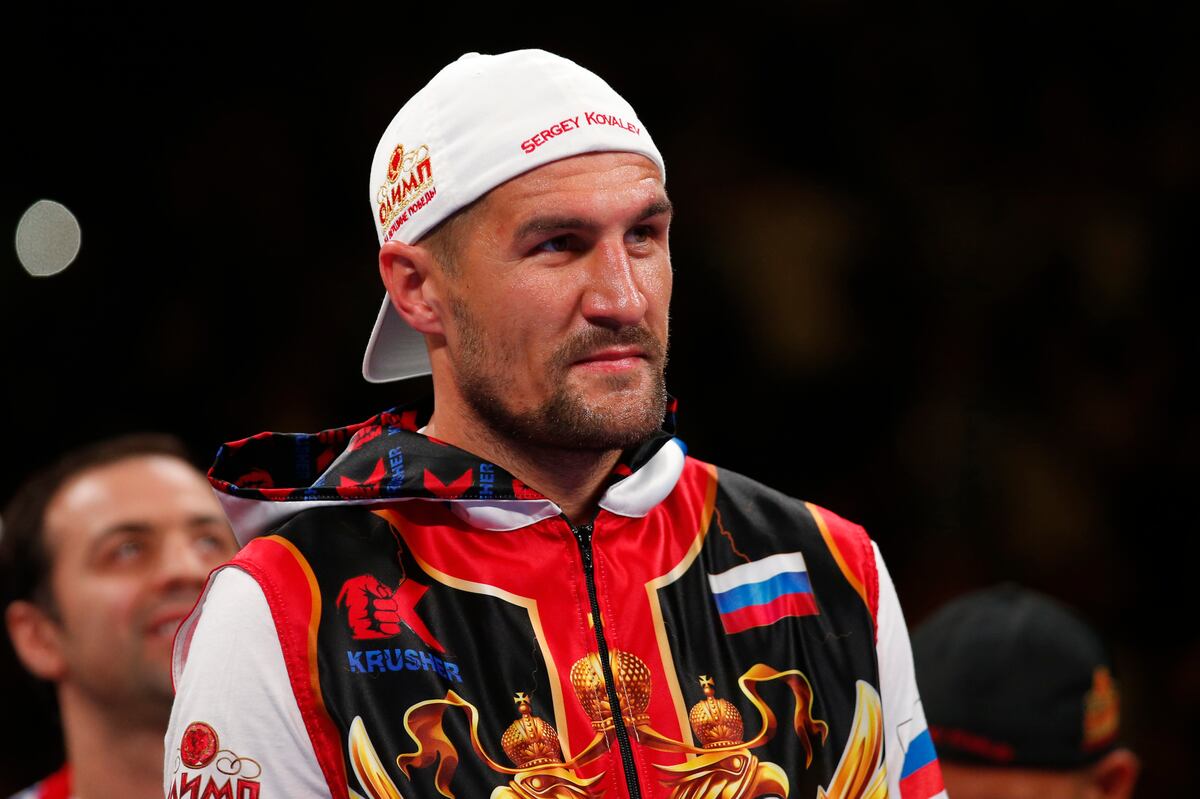 Sergey Kovalev Beats Tervel Pulev by Unanimous Decision in Cruiserweight Debut thumbnail