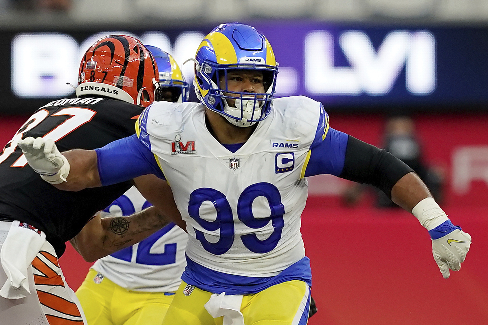 Rams News: Aaron Donald and Greg Gaines grades during the Wildcard