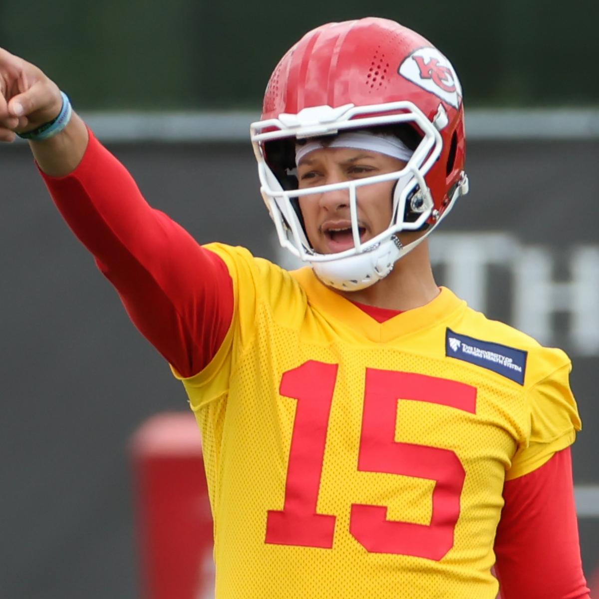 Patrick Mahomes' PointGuard Mentality Defines NewLook Chiefs Offense