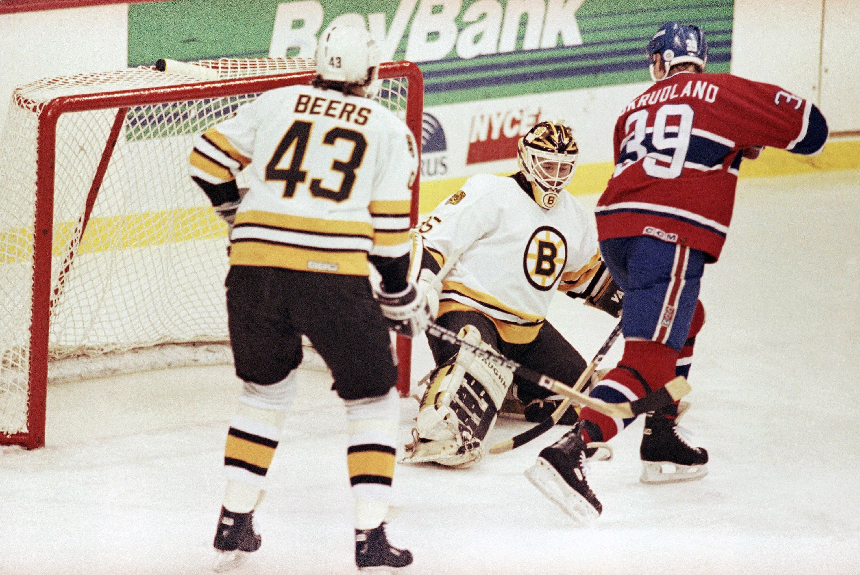 Boston Bruins 1988-1990 Ray Bourque NHL Hockey Jersey (44/Medium)