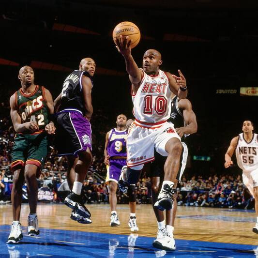 Dirk Nowitzki S One Legged Fadeaway And 25 Most Unstoppable Moves