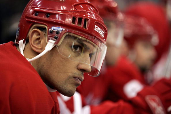Will Steve Yzerman save the Detroit Red Wings?