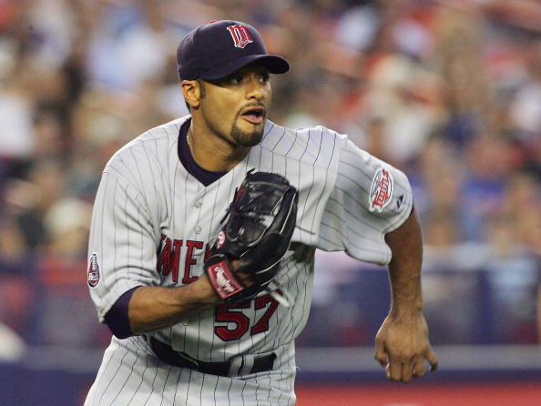 Does a Johan Santana reunion make sense for Twins? 