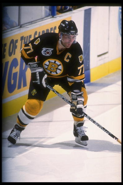 Boston Bruins 1988-1990 Ray Bourque NHL Hockey Jersey (44/Medium) – Grail  Snipes