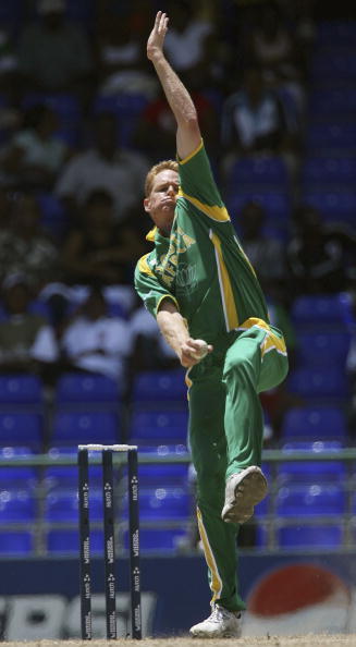 73690822-shaun-pollock-of-south-africa-in-action-during-the-icc_crop_exact.jpg