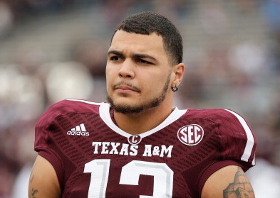 Mike Evans rocks the Manziel Browns jersey at Texas A&M game