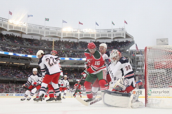 With outdoor game at Yankee Stadium, Devils-Rangers rivalry enters new  chapter – New York Daily News