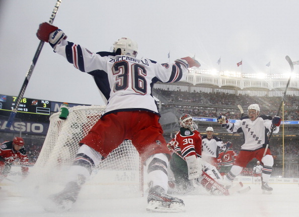 Highlights from the Rangers and Devils outdoor game at Yankee Stadium