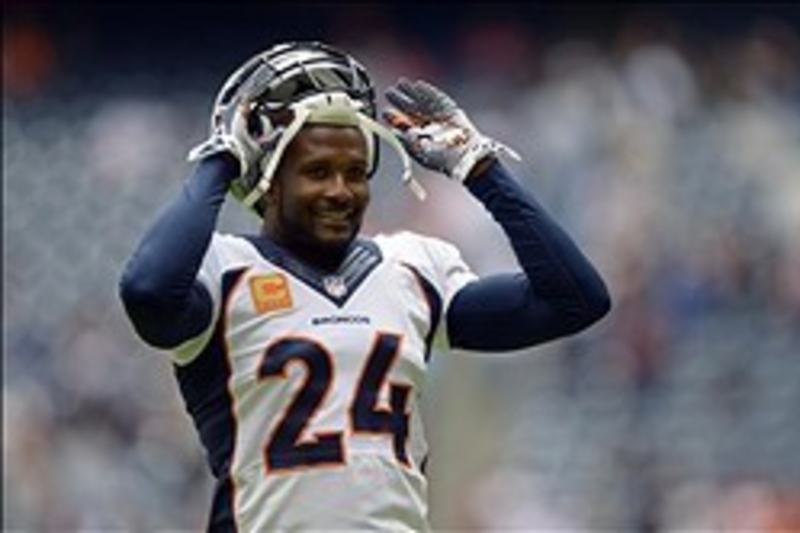 5 NFL Stars Who Should Hang Up Their Cleats After 2014 Season