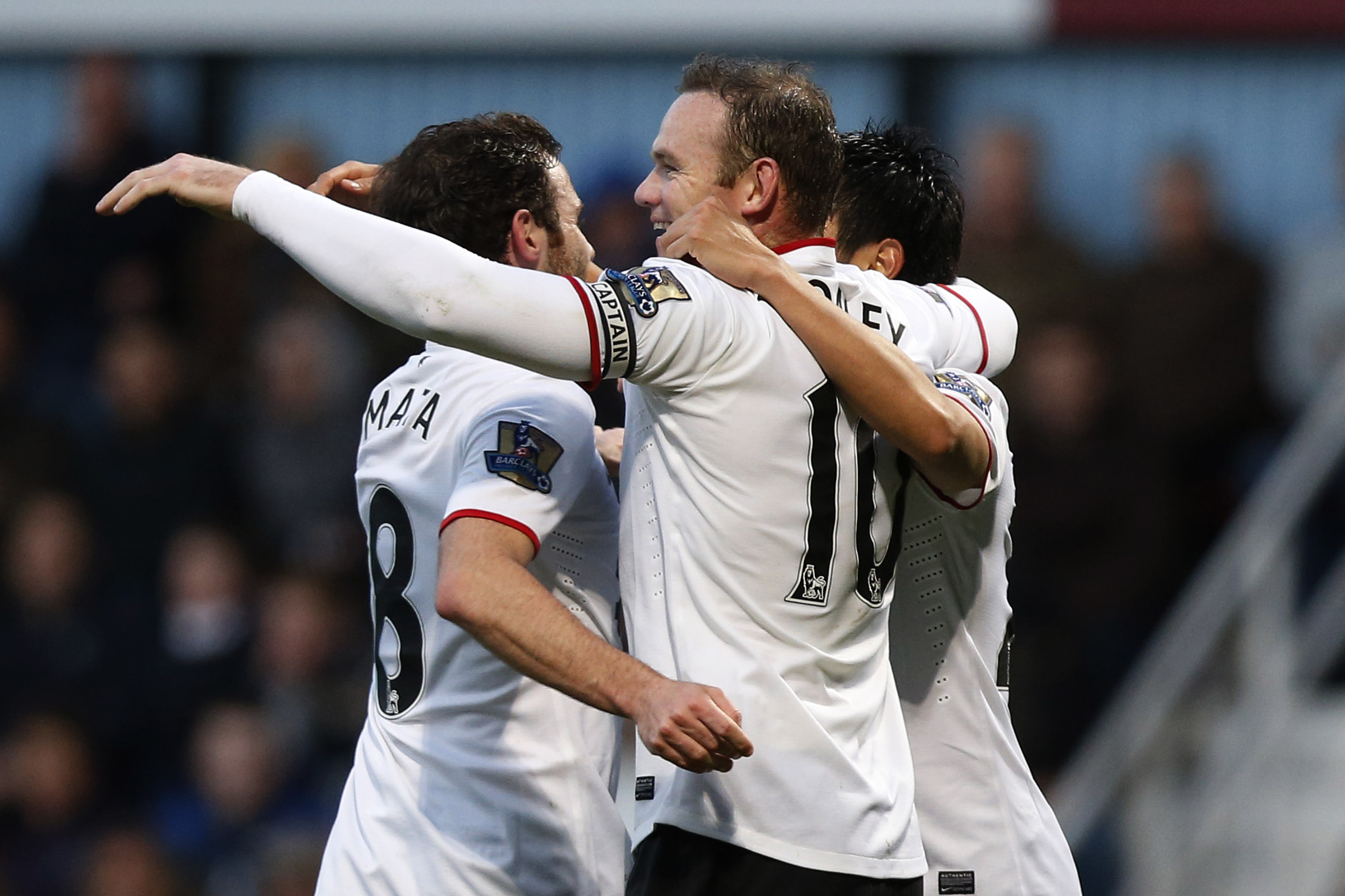 Premier League Fantasy Football 2013 14 5 Players You Must Have